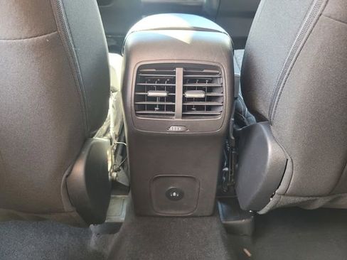 Used 2025 Ford Escape Active image 17