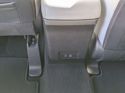 Used 2024 Mitsubishi Eclipse Cross SEL AWD/4WD image 15
