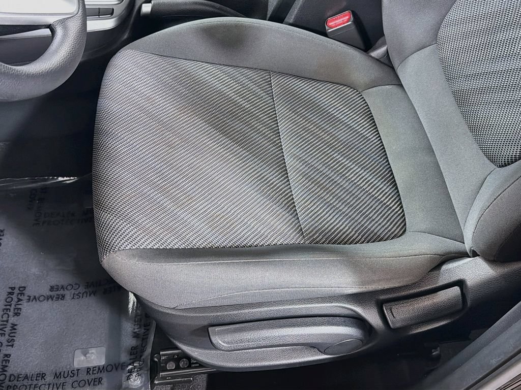 Used 2024 Kia Seltos LX AWD/4WD image 19