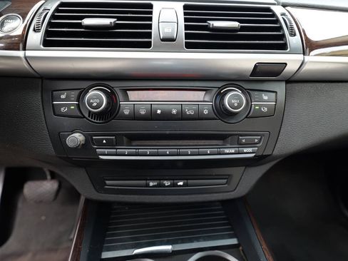 Used 2011 BMW X5 xDrive35i AWD/4WD image 48