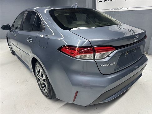 Used 2020 Toyota Corolla LE FWD image 4