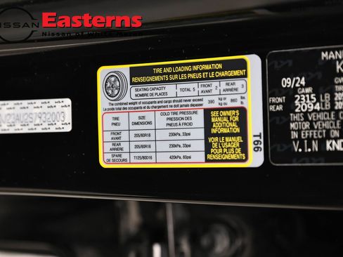 Used 2025 Kia Soul LX w/ LX Technology Package FWD image 34