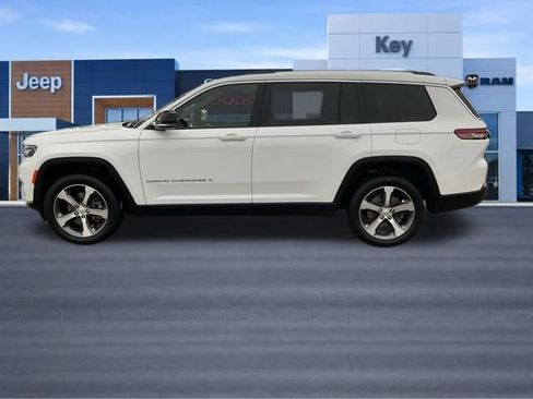 Used 2023 Jeep Grand Cherokee L Limited w/ Luxury Tech Group II AWD/4WD image 8