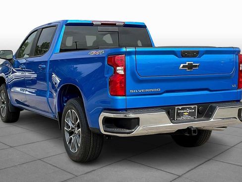 Used 2025 Chevrolet Silverado 1500 LT w/ Leather Package AWD/4WD image 5