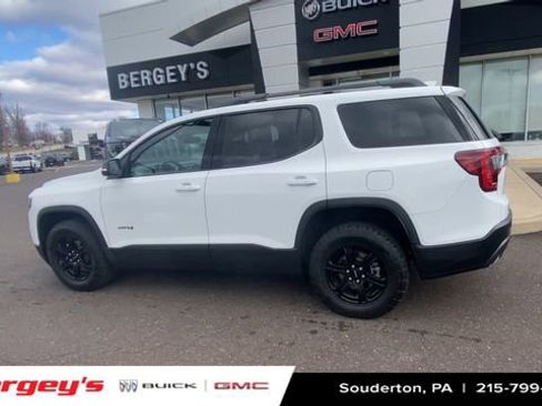 Certified 2023 GMC Acadia AT4 w/ Preferred Package image 8