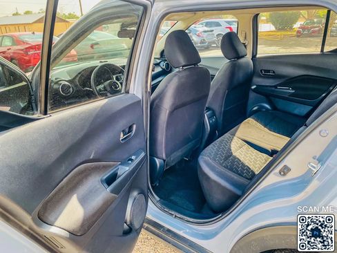 Used 2021 Nissan Kicks SV FWD image 13