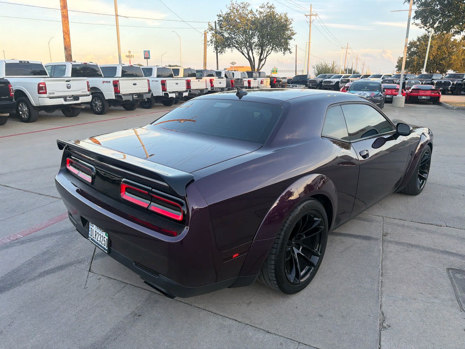 Used 2020 Dodge Challenger SRT Hellcat RWD image 3