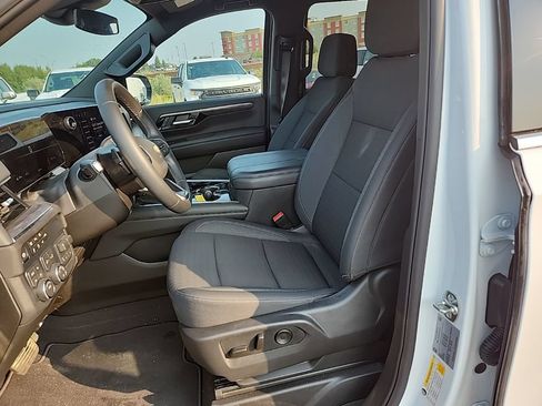Certified 2025 Chevrolet Suburban LS w/ Max Trailering Package AWD/4WD image 38