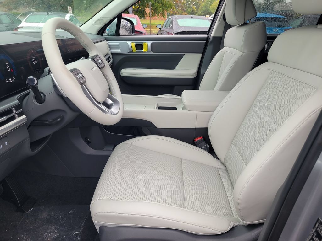Used 2026 Hyundai Santa Fe SEL AWD/4WD image 40