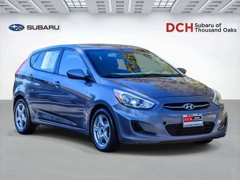 Used 2017 Hyundai Accent SE image 3