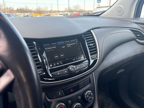 Used 2019 Chevrolet Trax LT w/ Driver Confidence Package image 10