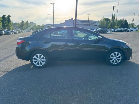 Used 2014 Toyota Corolla LE FWD image 5