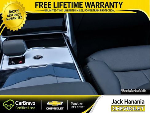 Used 2024 Land Rover Range Rover SE AWD/4WD image 17
