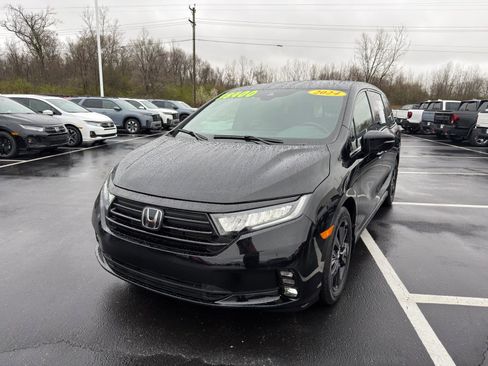 Used 2024 Honda Odyssey Sport image 2