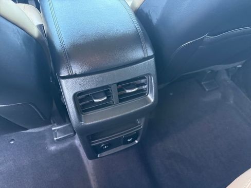 Used 2024 Ford Edge SEL w/ Convenience Package AWD/4WD image 20