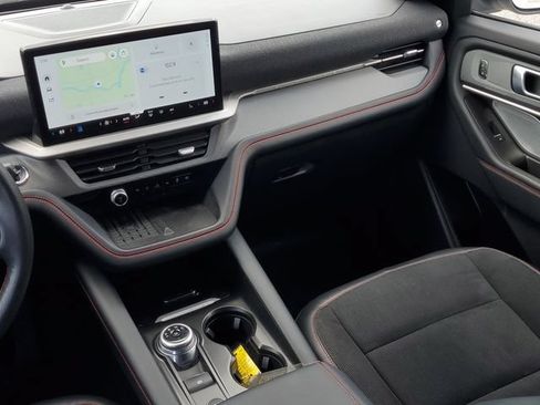 Certified 2025 Ford Explorer ST AWD/4WD image 37