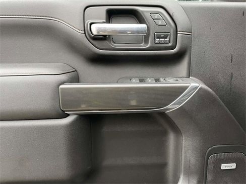 Used 2023 GMC Sierra 3500 AT4 w/ AT4 Preferred Package image 15