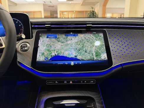 Certified 2025 Mercedes-Benz E 350 Sedan image 13