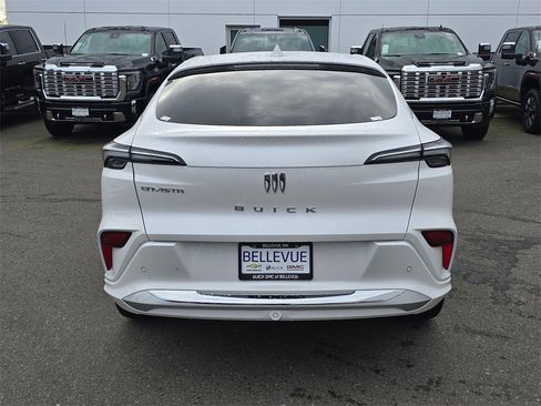 Used 2025 Buick Envista Avenir image 4