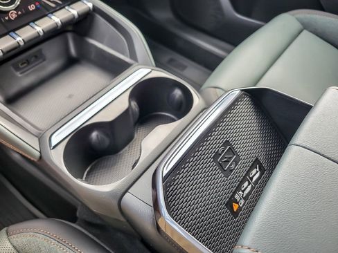 New 2026 GMC Terrain AT4 w/ LPO, Floor Liner Package image 15