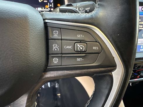 Used 2021 Jeep Grand Cherokee L Limited image 30