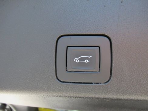 Used 2023 Buick Encore GX Select FWD image 30