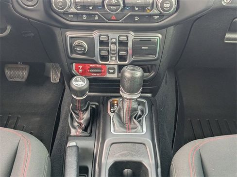 Used 2018 Jeep Wrangler Unlimited Rubicon w/ LED Lighting Group image 17