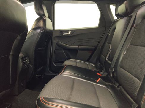 Used 2023 Ford Escape ST-Line AWD/4WD image 18