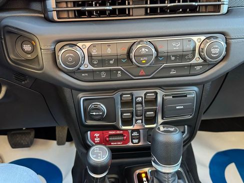 New 2026 Jeep Wrangler Unlimited Rubicon image 24