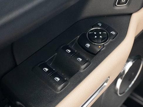 Used 2023 Ford Expedition XLT RWD image 14
