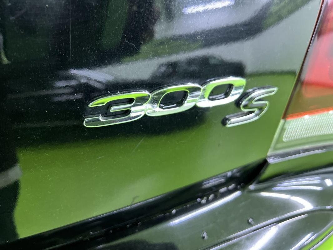 Used 2018 Chrysler 300 S RWD image 13