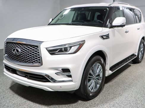 Used 2023 INFINITI QX80 Luxe w/ Cargo Package AWD/4WD image 36