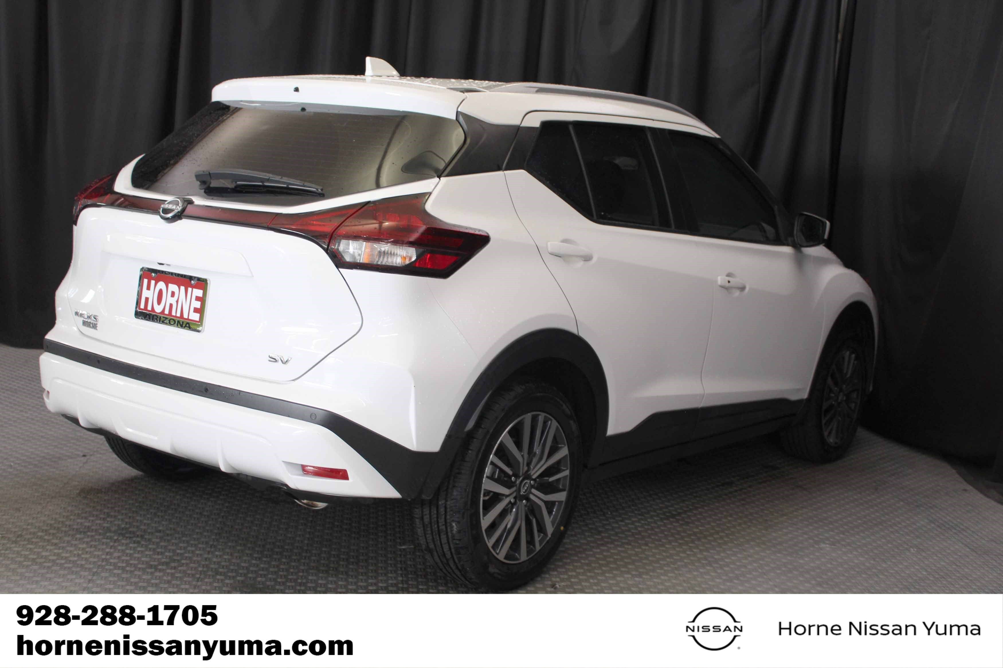 Used 2023 Nissan Kicks SV FWD image 13