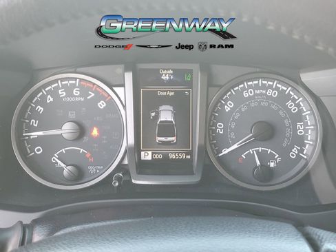 Used 2022 Toyota Tacoma TRD Sport w/ TRD Premium Sport Package image 29