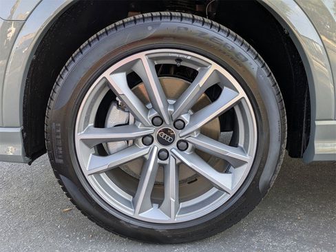 New 2025 Audi Q3 2.0T Premium image 13