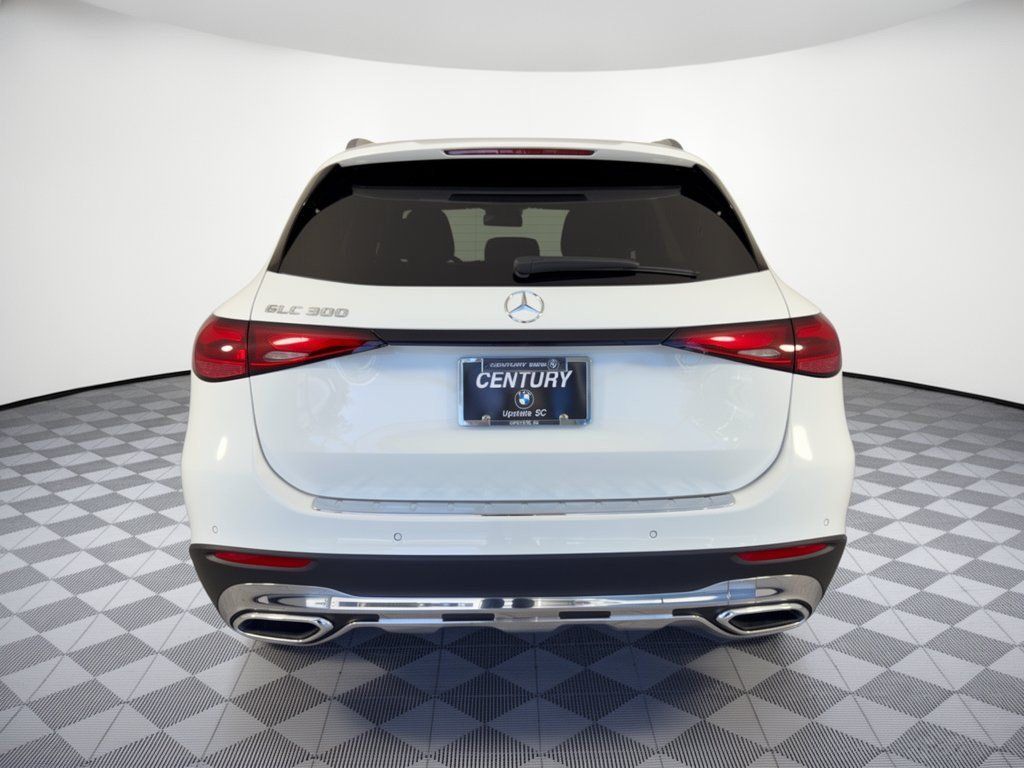 Used 2025 Mercedes-Benz GLC 300 image 11