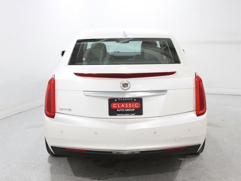 Used 2015 Cadillac XTS image 19