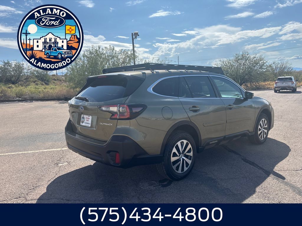 Used 2021 Subaru Outback Premium AWD/4WD image 5