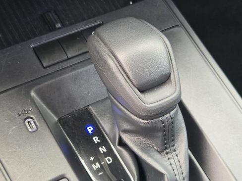Used 2026 Toyota Corolla Cross LE FWD image 21