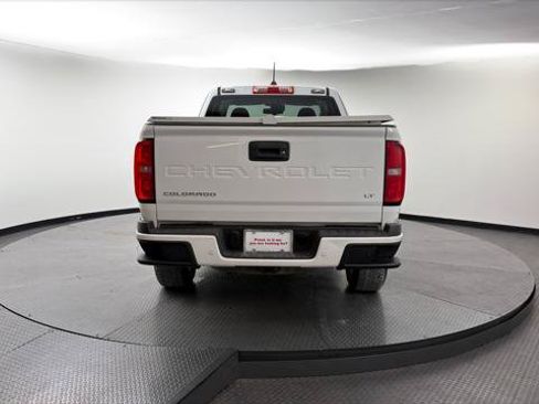 Used 2022 Chevrolet Colorado LT w/ Fleet Safety Package RWD image 8
