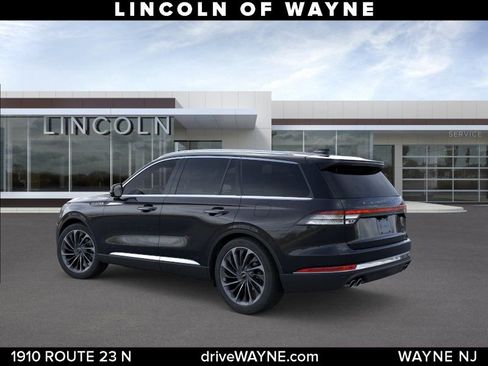 New 2026 Lincoln Aviator Reserve image 5