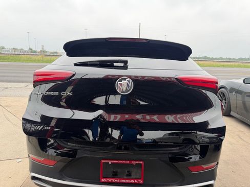 Used 2022 Buick Encore GX Select FWD image 35