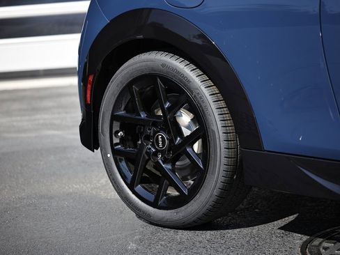 New 2026 MINI Cooper S FWD image 6
