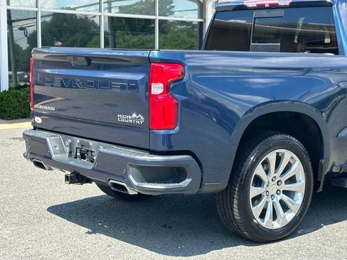 Used 2019 Chevrolet Silverado 1500 High Country w/ Technology Package AWD/4WD image 43