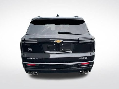 Used 2026 Chevrolet Traverse High Country AWD/4WD image 16