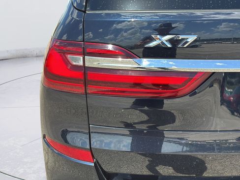 Used 2019 BMW X7 xDrive40i w/ Premium Package AWD/4WD image 39