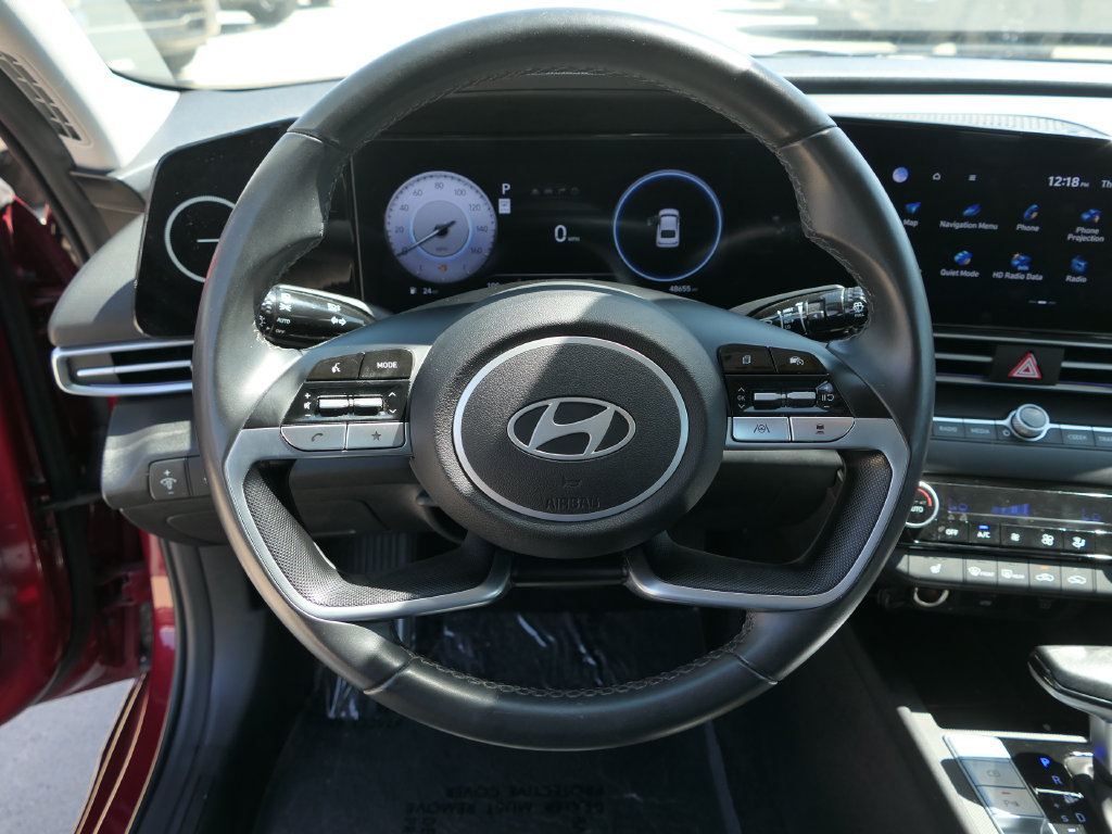 Used 2024 Hyundai Elantra Limited FWD image 15