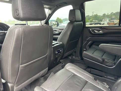 Used 2024 Chevrolet Tahoe Z71 w/ Luxury Package AWD/4WD image 30