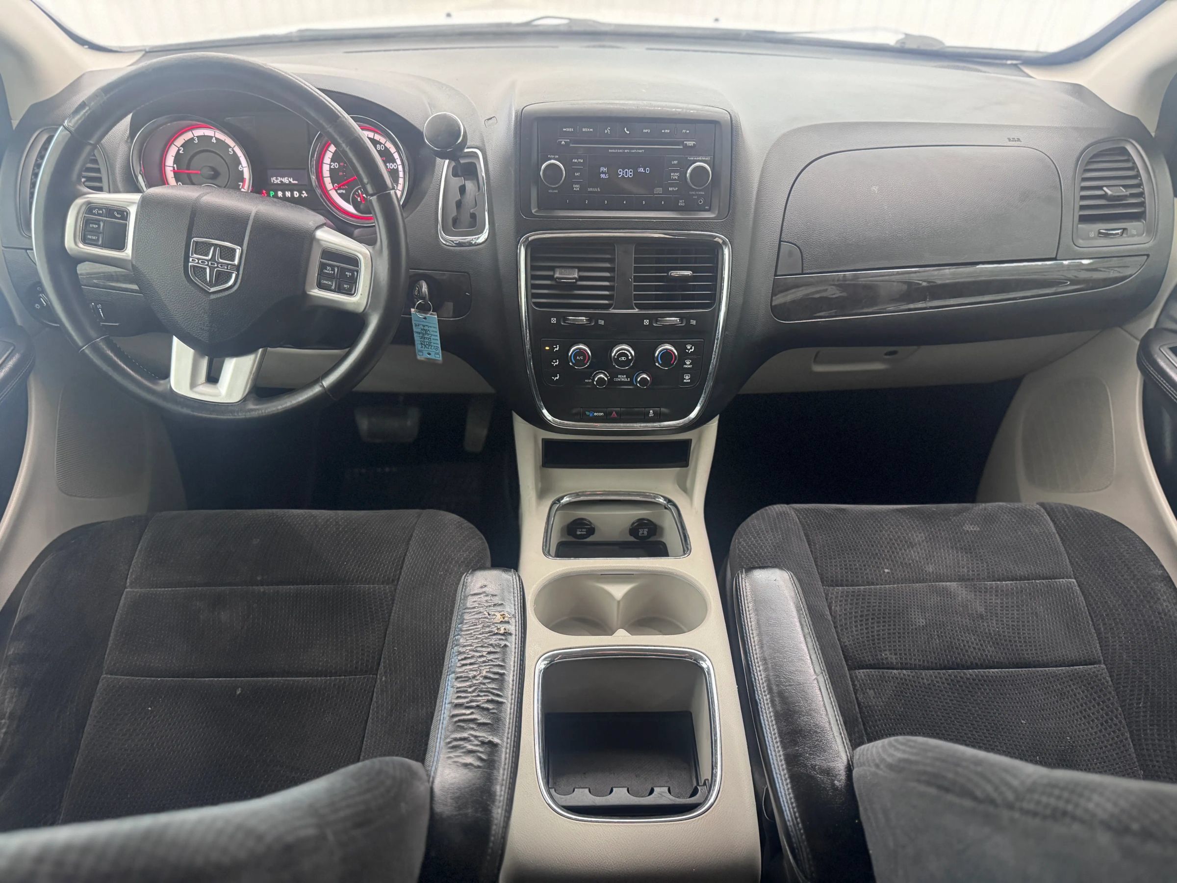 Used 2013 Dodge Grand Caravan SXT w/ UConnect Hands-Free Group FWD image 15