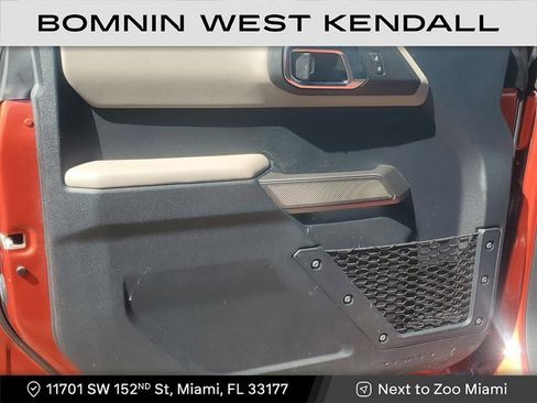 Used 2022 Ford Bronco Wildtrak image 11